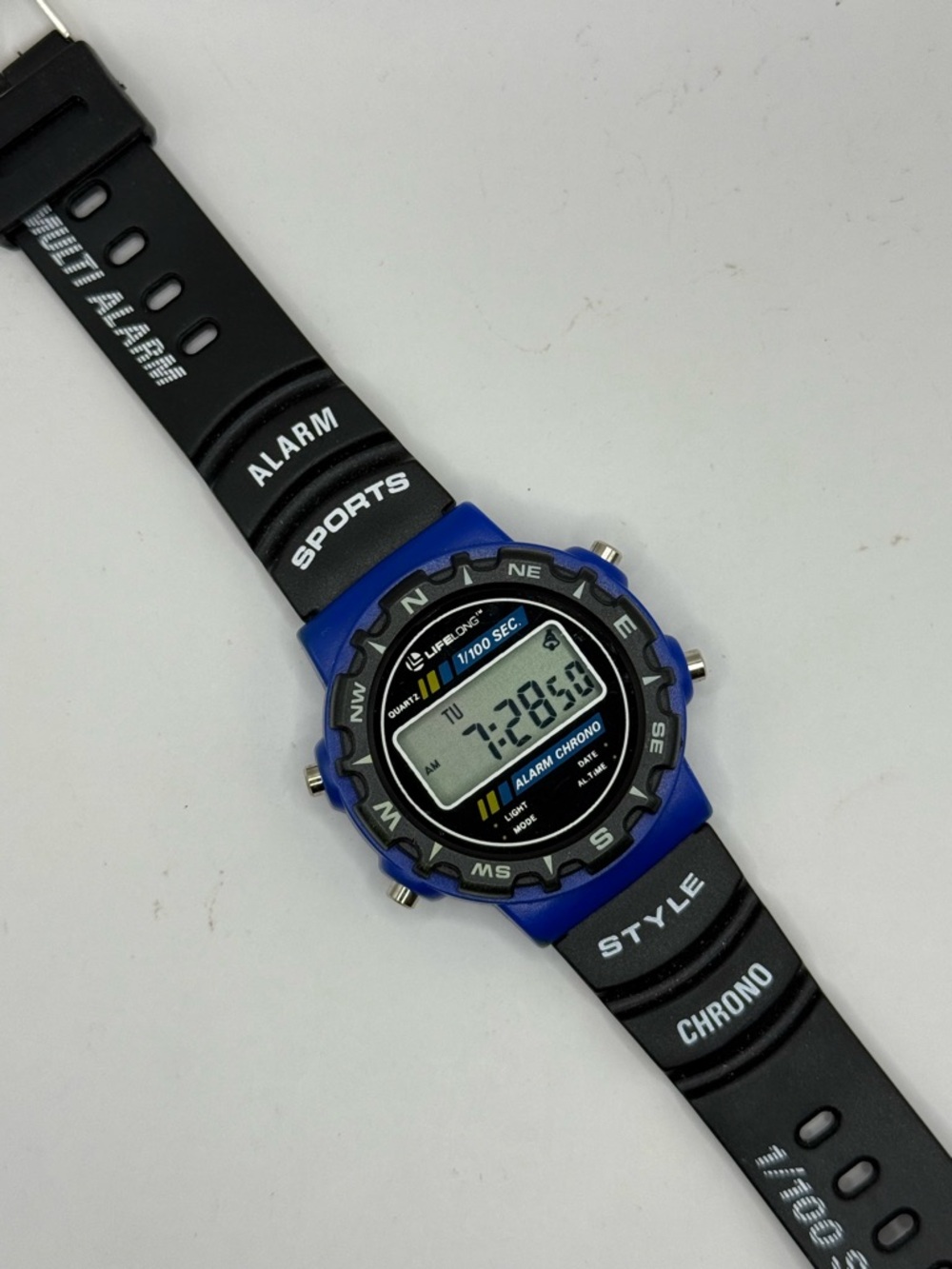 Lifelong Sports Style Digital Watch Alarm Chrono 1/100 Sec. Blue & Black - Picture 2 of 9